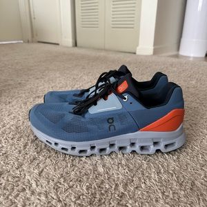 On Cloud Cloudstratus men's 11